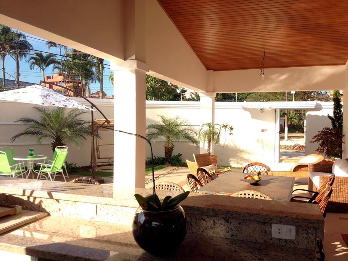 Conforto e lazer a 450 metros da Praia da Enseada Guarujá Exterior foto